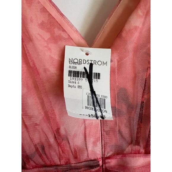 Eliza J Dress Overlay Sleeveless Halter Top A Line V Neck Gauzy Size 6 MSRP $156 - Picture 7 of 9